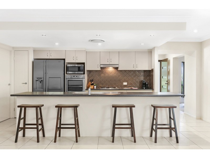 9 Village Drive, Mount Cotton QLD 4165