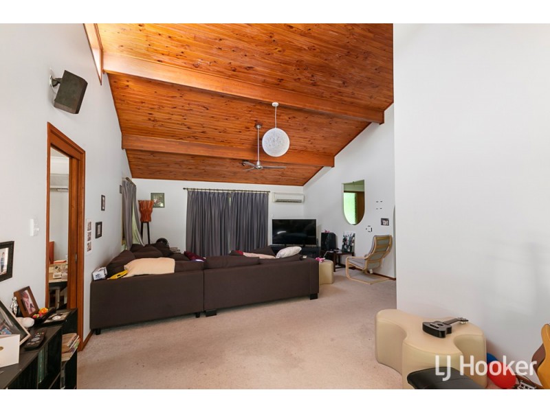 63 Whitehall Avenue, Birkdale QLD 4159