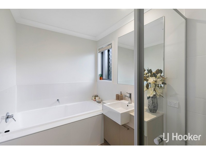 81 Sugar Gum Avenue, Mount Cotton QLD 4165