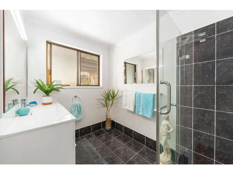 27 Driftwood Street, Victoria Point QLD 4165