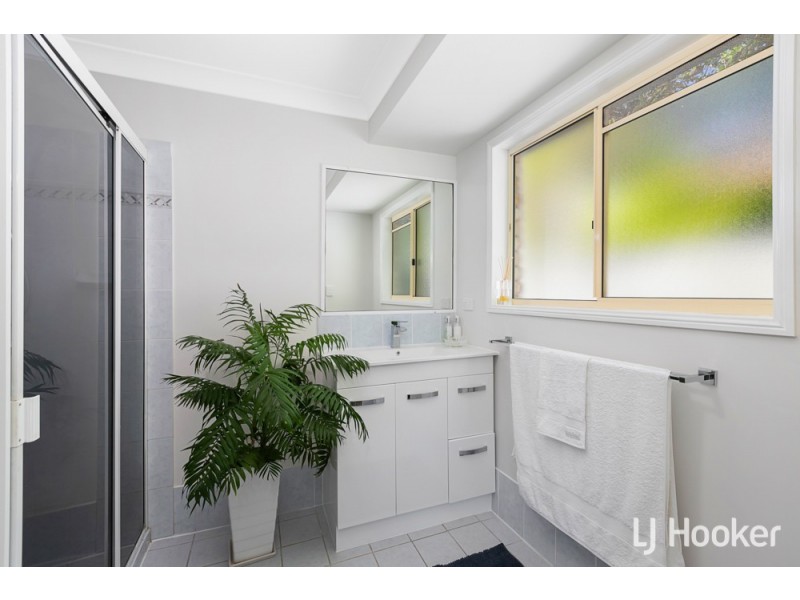 4 Constance Court, Victoria Point QLD 4165