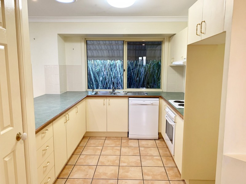 2/5 Short Street, Cleveland QLD 4163