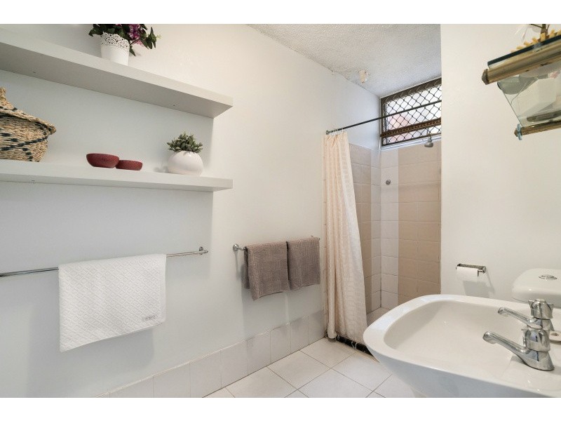 1/77 Benson Street, Toowong QLD 4066