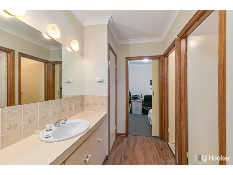 11 Fogarty Street, Cleveland QLD 4163