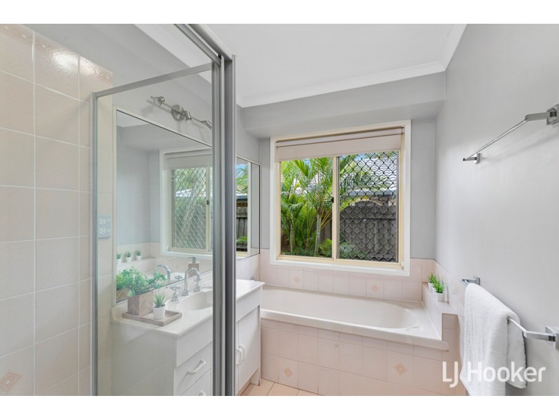 5 Finnegan Court, Birkdale QLD 4159