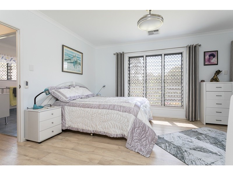 31-33 Wahine Drive, Russell Island QLD 4184