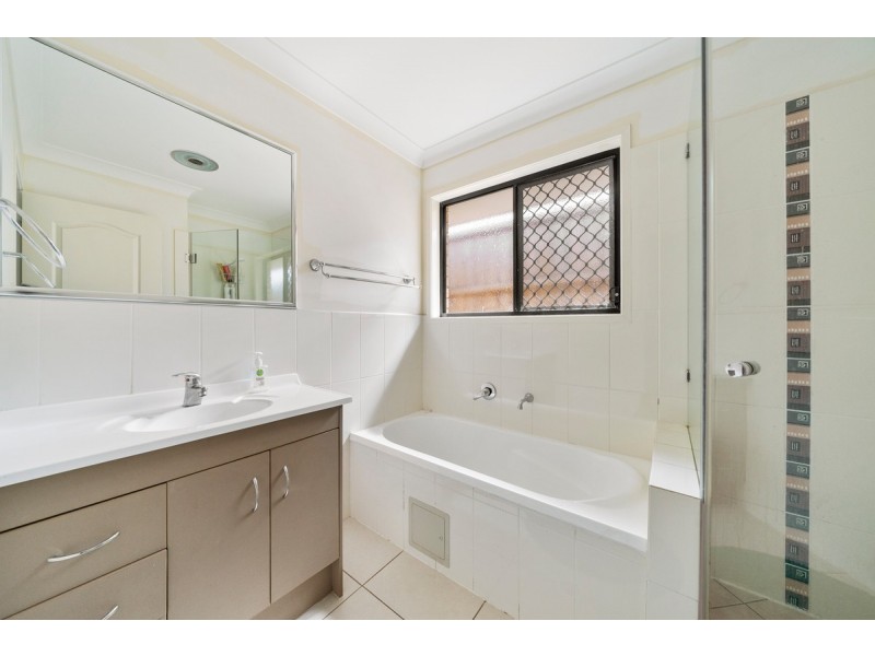 39 Carnarvon Crescent, Waterford QLD 4133