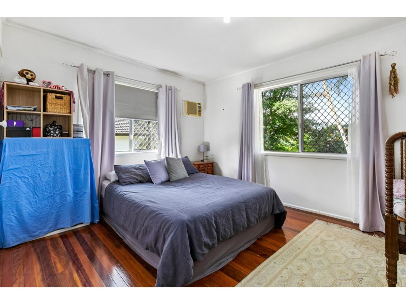 8 Dean Road, Alexandra Hills QLD 4161