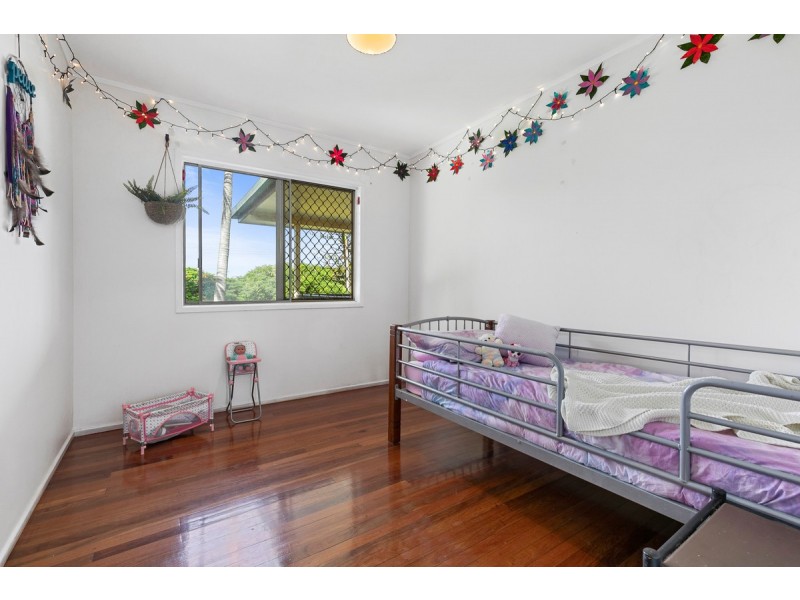 8 Dean Road, Alexandra Hills QLD 4161