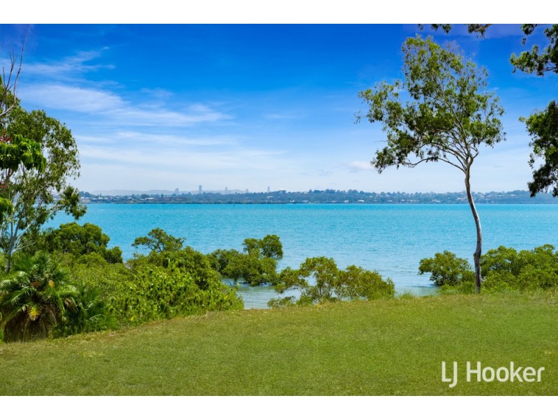 216 Main Road, Wellington Point QLD 4160