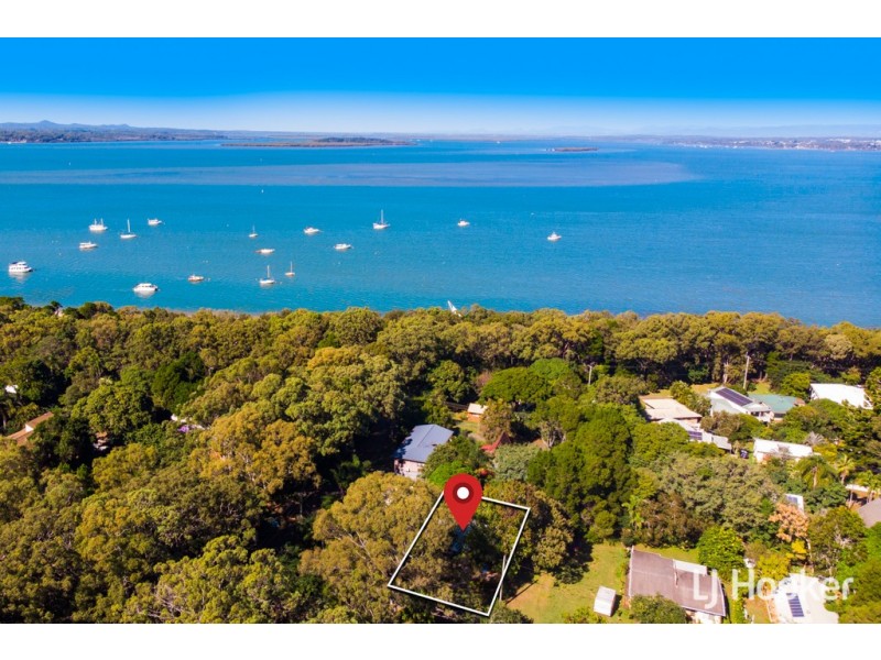 4 Aminya Street, Coochiemudlo Island QLD 4184