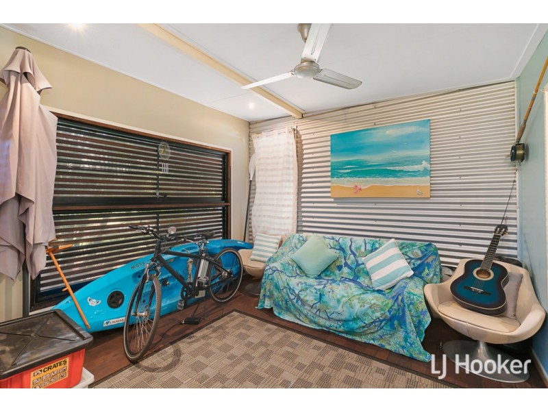 4 Aminya Street, Coochiemudlo Island QLD 4184