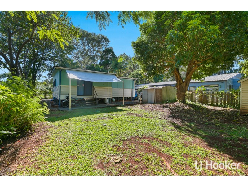 4 Aminya Street, Coochiemudlo Island QLD 4184