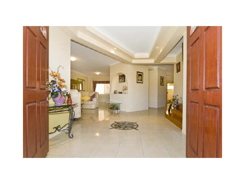 5 Mallan Terrace, Birkdale QLD 4159