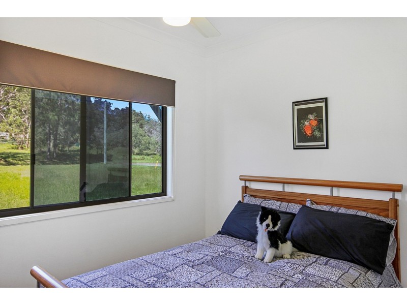 74 Perulpa Drive, Lamb Island QLD 4184