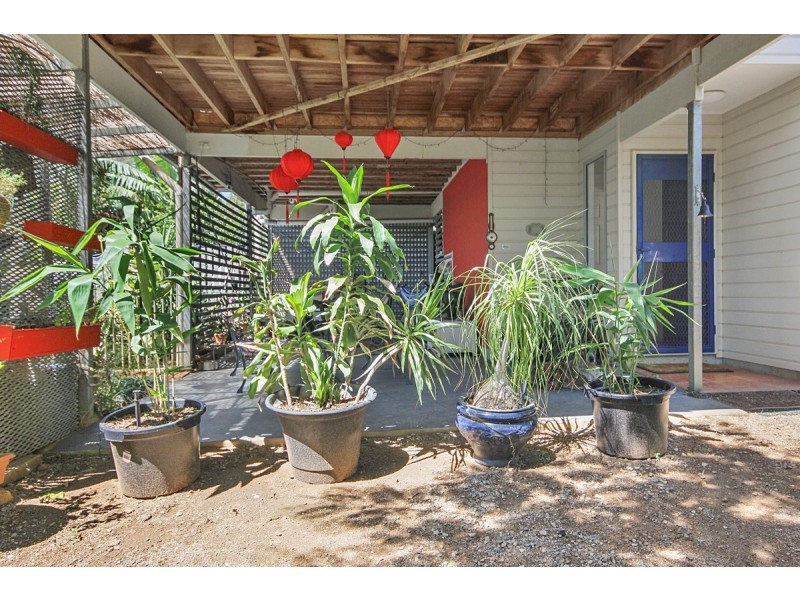 74 Perulpa Drive, Lamb Island QLD 4184