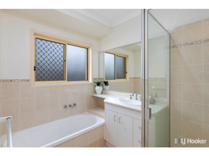 17 Maud Street, Birkdale QLD 4159