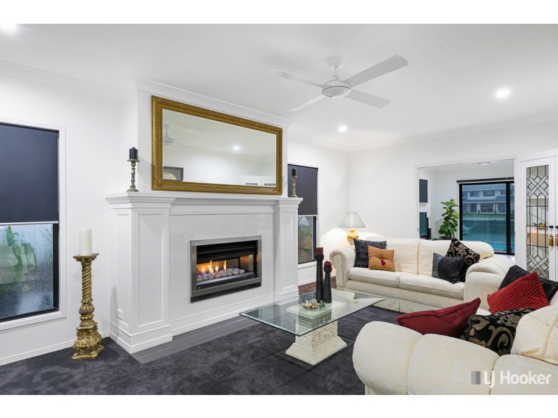 17 Keel Street, Birkdale QLD 4159