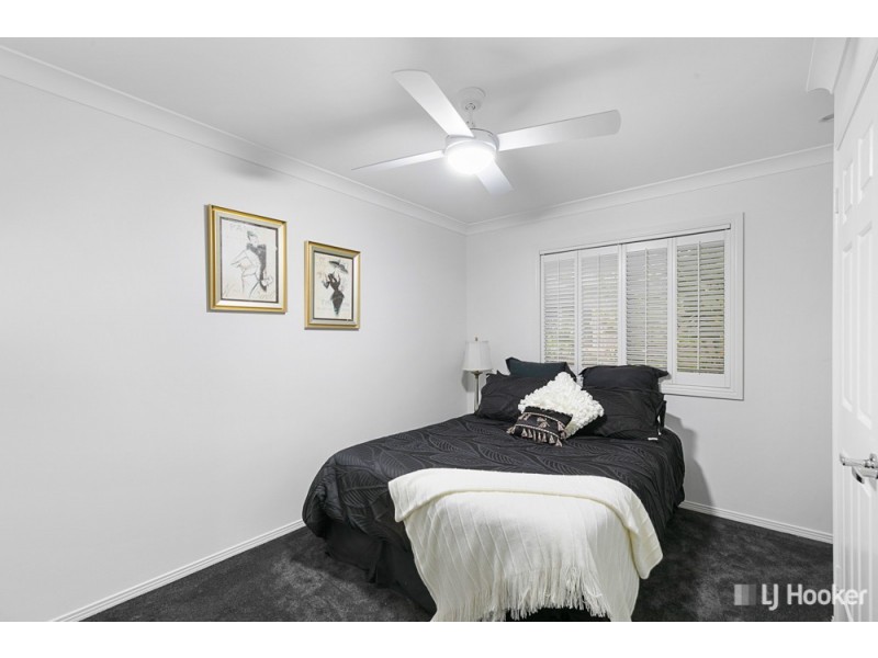 17 Keel Street, Birkdale QLD 4159