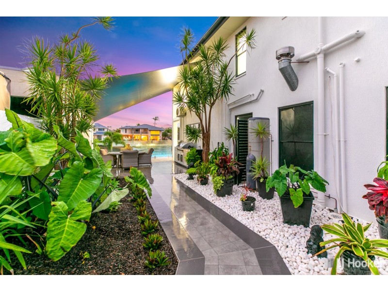 17 Keel Street, Birkdale QLD 4159