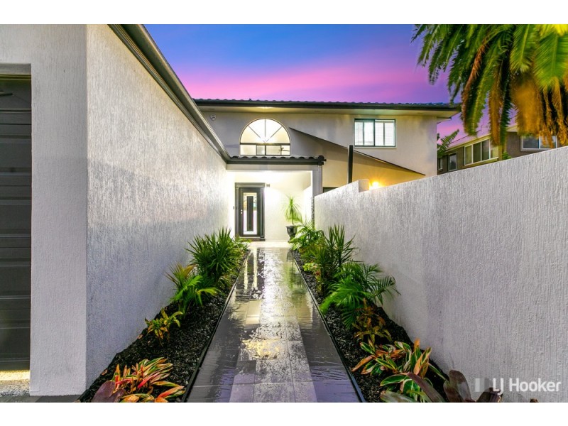 17 Keel Street, Birkdale QLD 4159