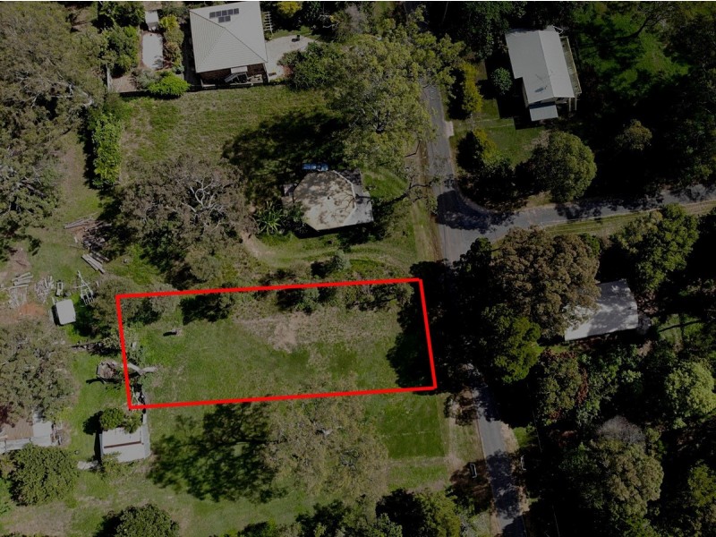 16 Wyena Avenue, Lamb Island QLD 4184