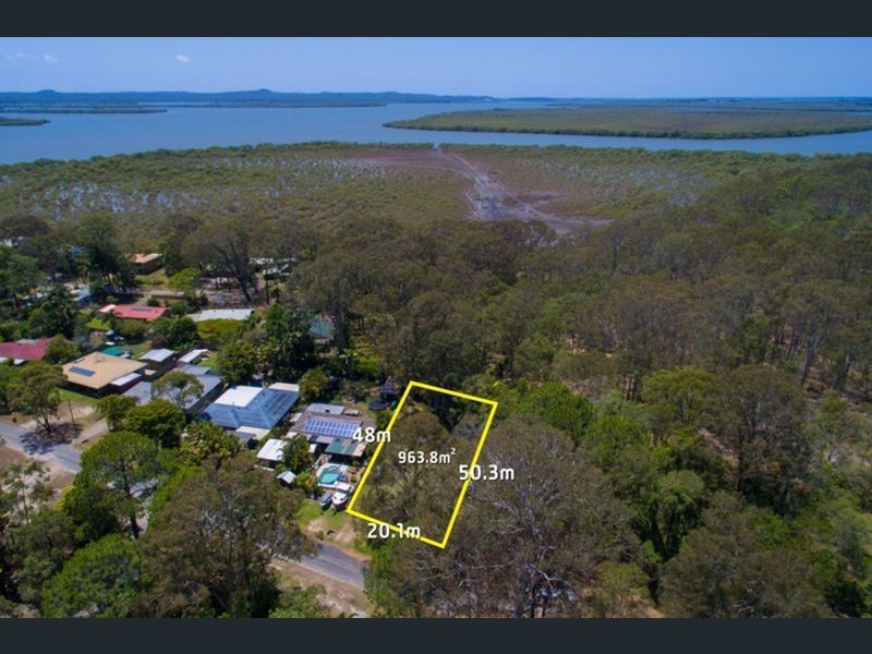 42 Vine Street, Redland Bay QLD 4165