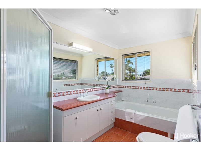 23 Galley Way, Birkdale QLD 4159