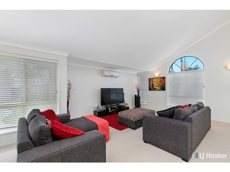 5 Sirocco Court, Ormiston QLD 4160