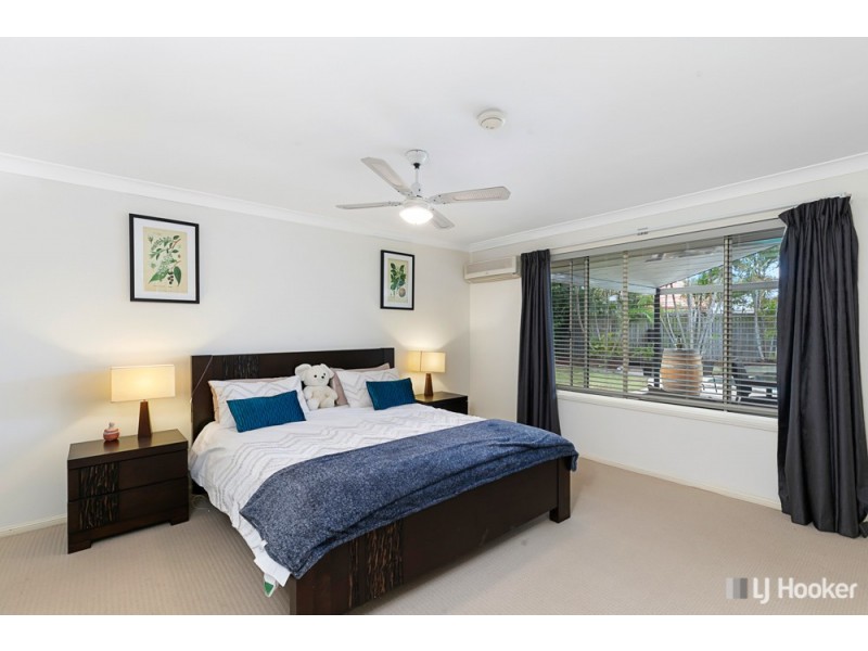 5 Sirocco Court, Ormiston QLD 4160