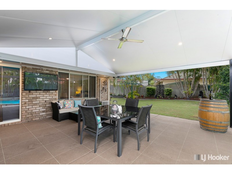 5 Sirocco Court, Ormiston QLD 4160