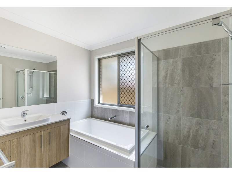 137A Main Street, Redland Bay QLD 4165