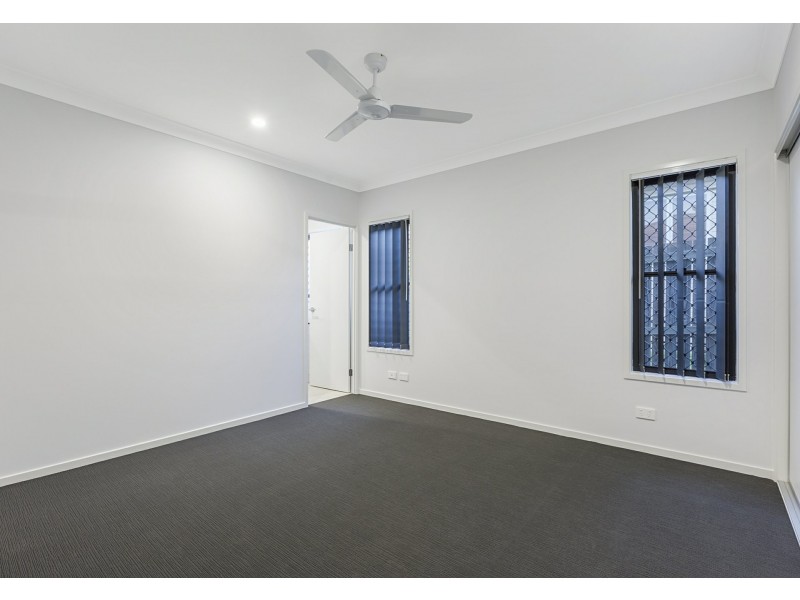 177 Kamarin Street, Manly West QLD 4179