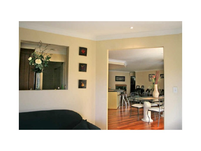 11 Jacaranda Place, Ormiston QLD 4160