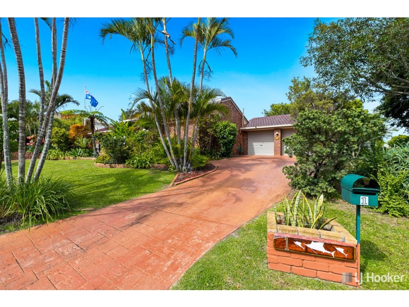 1 Swordfish Court, Birkdale QLD 4159