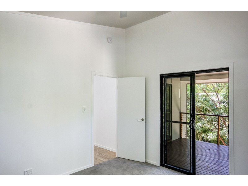 8 Sabot Street, Russell Island QLD 4184