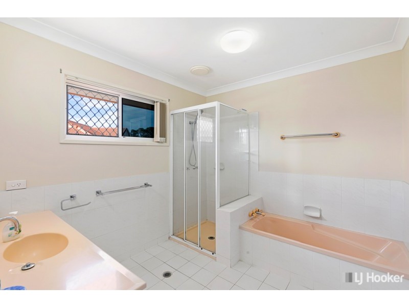 27/29-37 Island Street, Cleveland QLD 4163