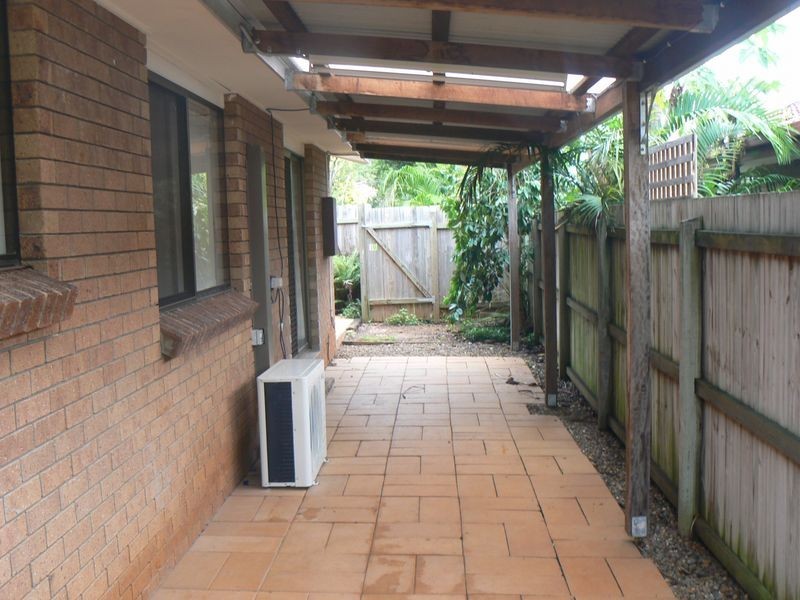 222 Cane Street, Redland Bay QLD 4165