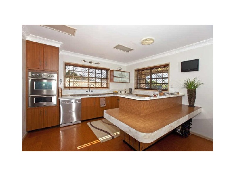 29 Hamilton Street, Redland Bay QLD 4165