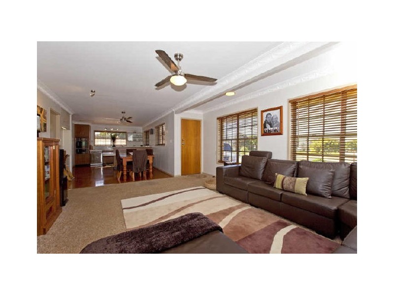 29 Hamilton Street, Redland Bay QLD 4165