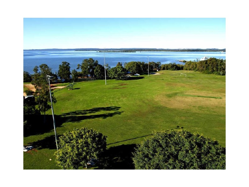29 Hamilton Street, Redland Bay QLD 4165