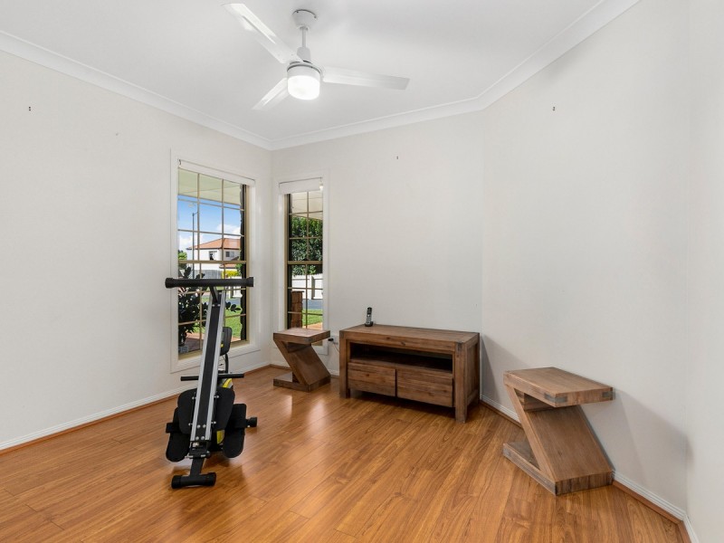 18 Queensbury Court, Wellington Point QLD 4160