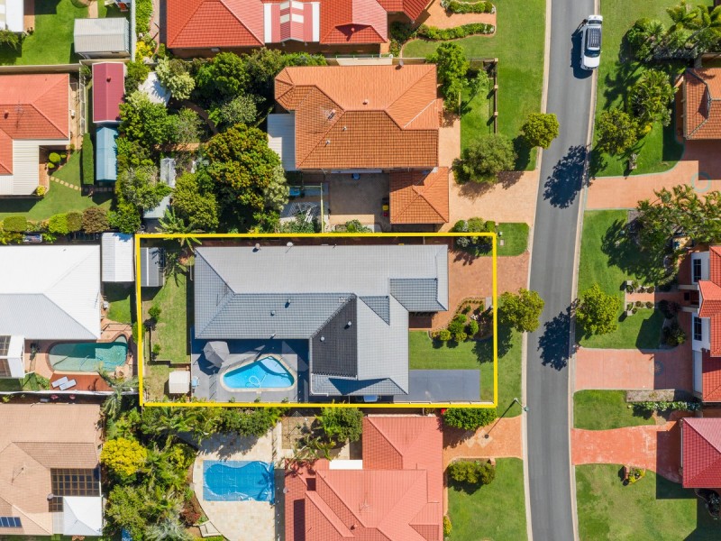 18 Queensbury Court, Wellington Point QLD 4160