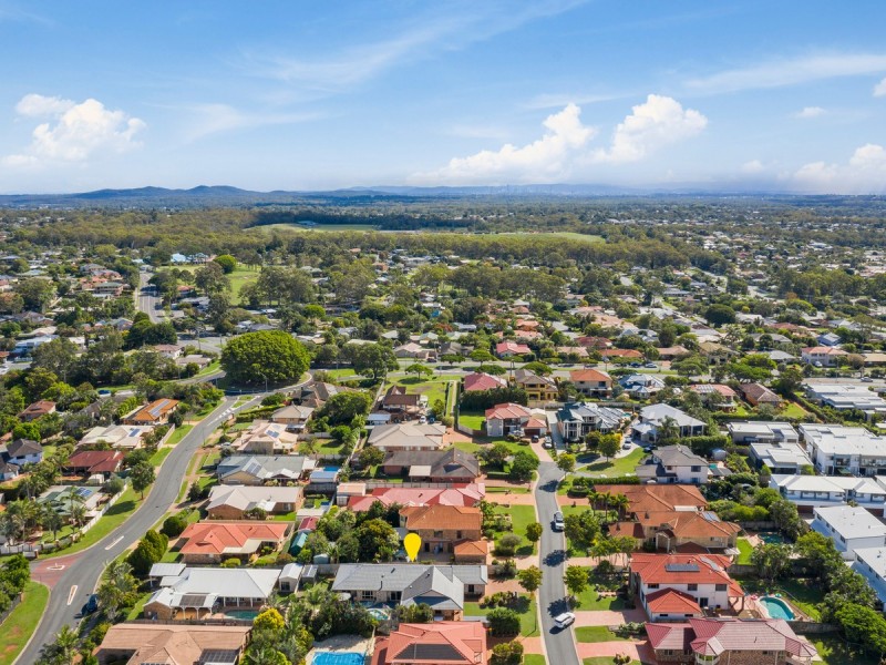 18 Queensbury Court, Wellington Point QLD 4160