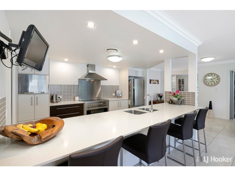 67 Carlingford Drive, Thornlands QLD 4164