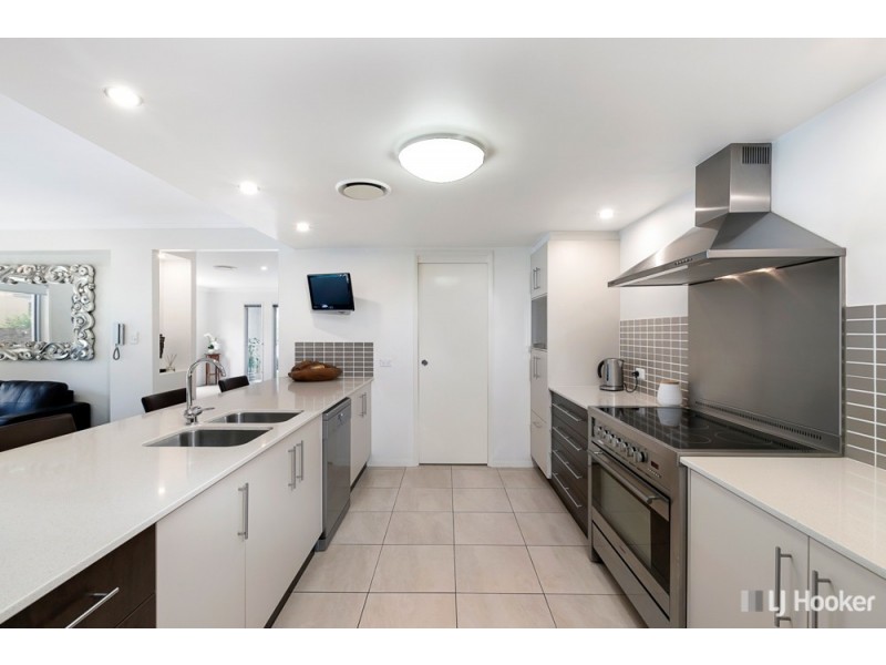 67 Carlingford Drive, Thornlands QLD 4164