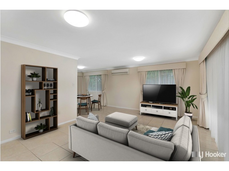 39 Tandanya Street, Mansfield QLD 4122