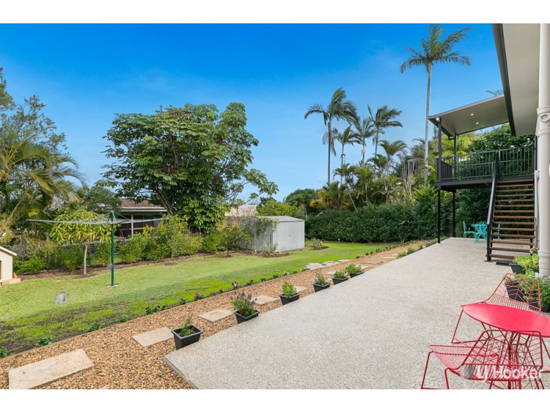 39 Tandanya Street, Mansfield QLD 4122