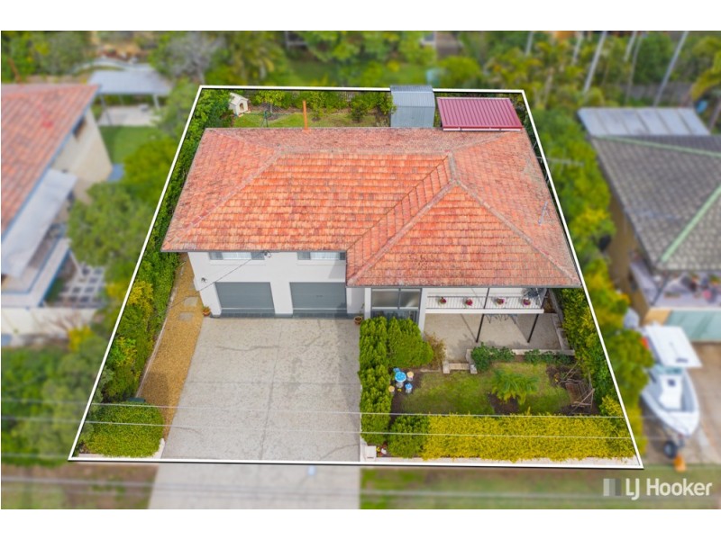 39 Tandanya Street, Mansfield QLD 4122