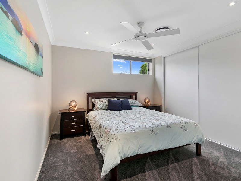 4 Aleon Crescent, Ormiston QLD 4160
